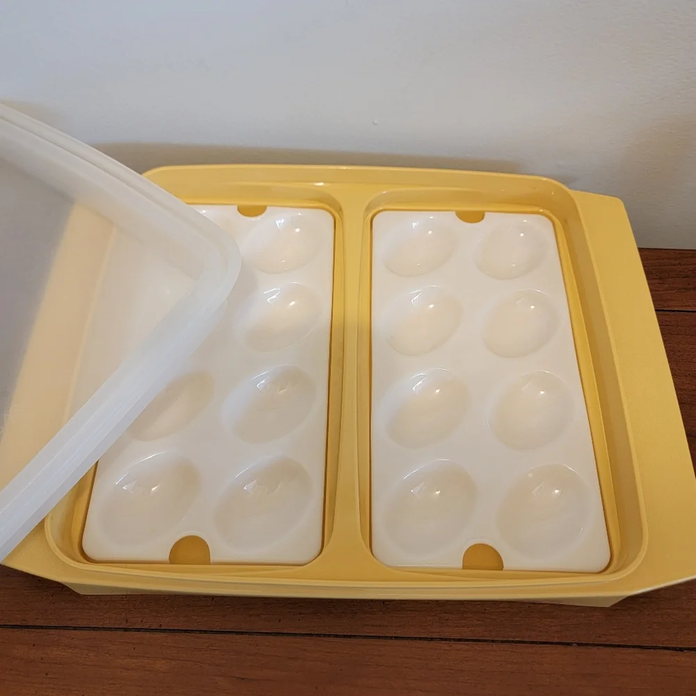 Tuperware vintage tupperware